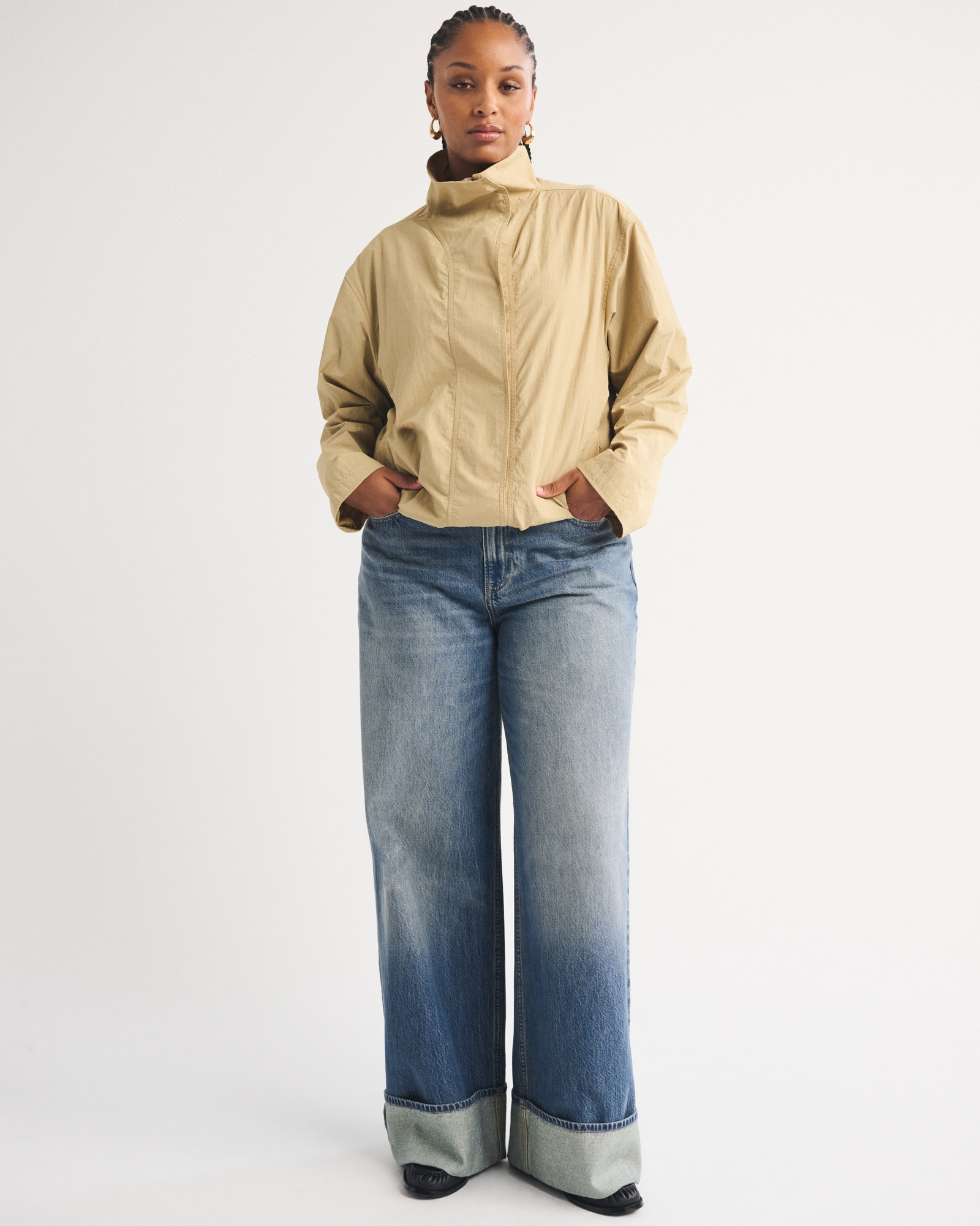 Abercrombie & Fitch, Curve Love High Rise Wide Leg Cuffed Jean