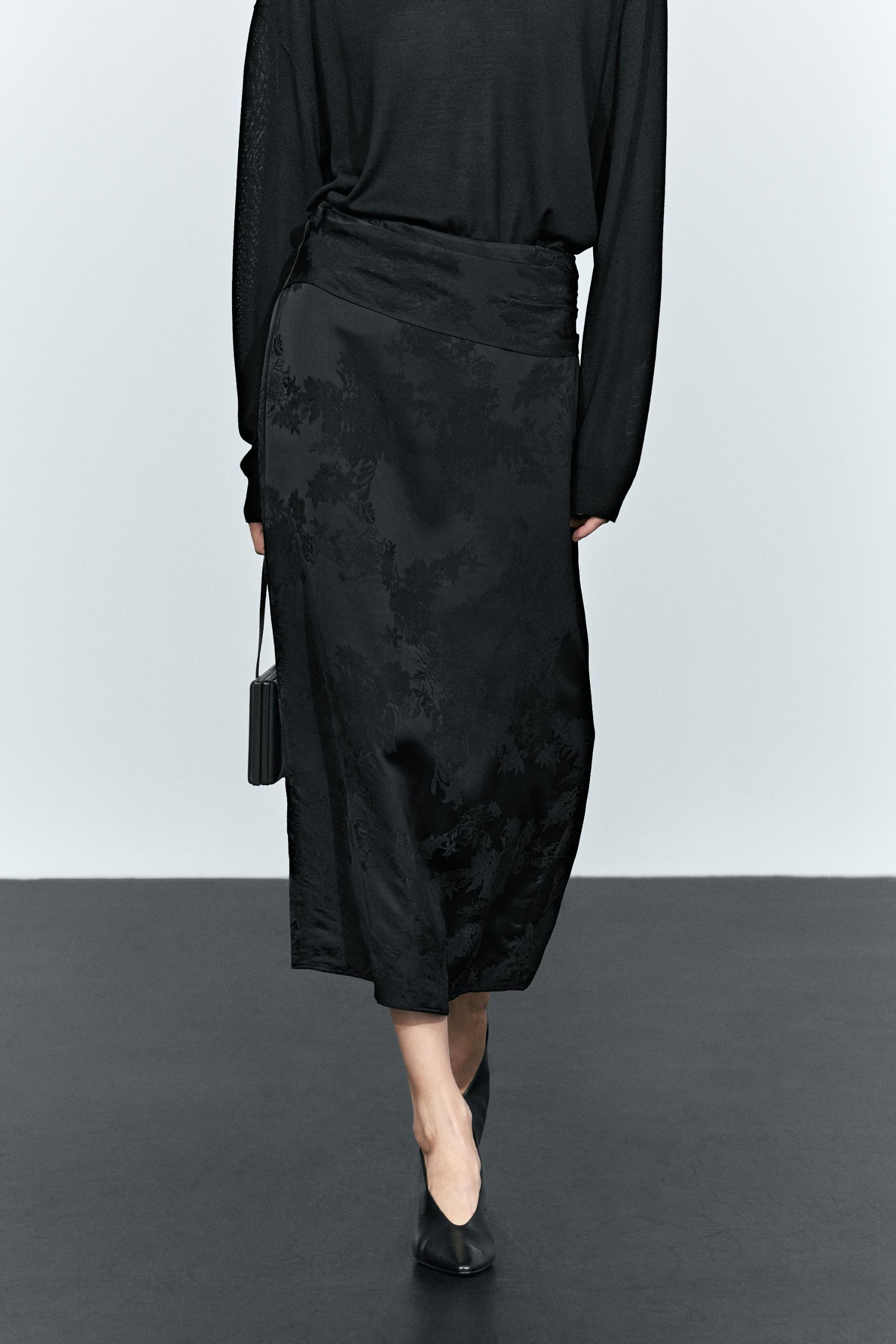 Straight Midi Skirt With Sash