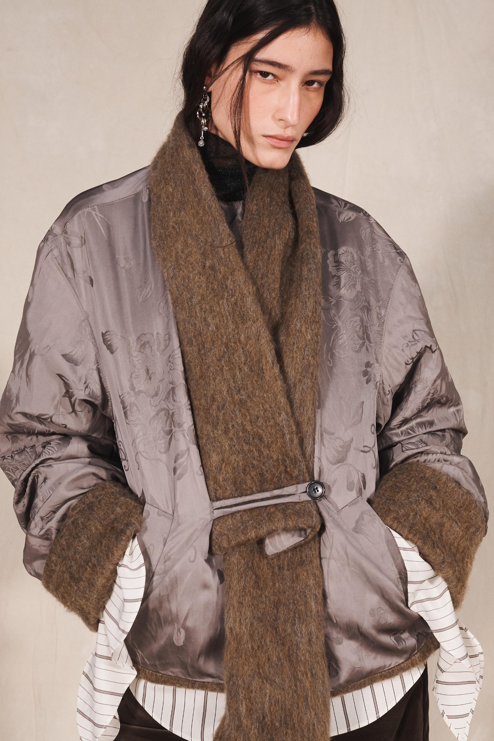 Limited Edition Reversible Jacquard Coat With Scarf - Gray - Xs