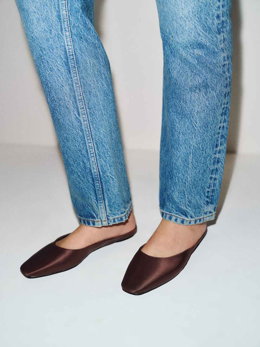 Reformation Yoanna Flat Mule