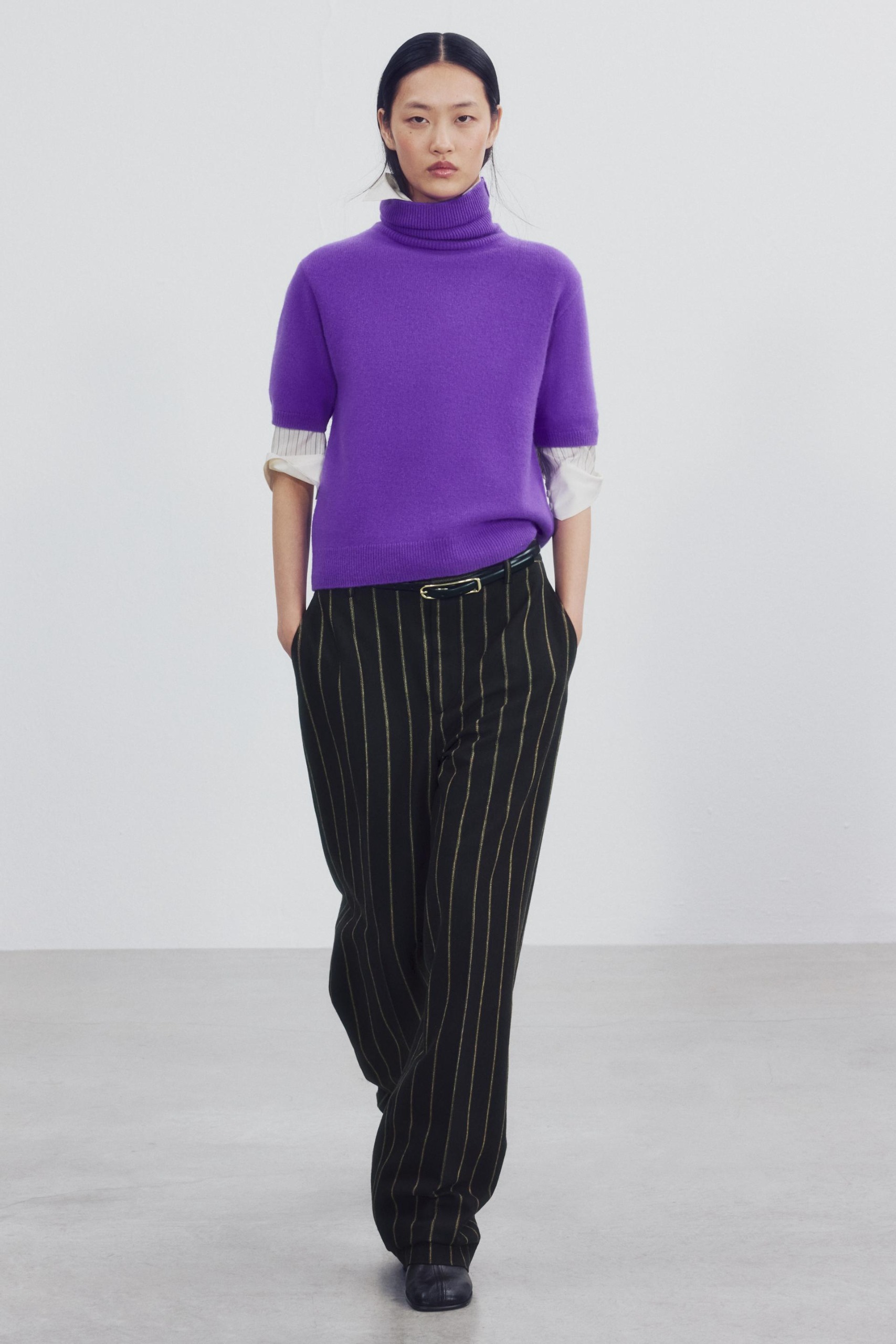 Short Sleeve 100% Wool Sweater - Purple - S