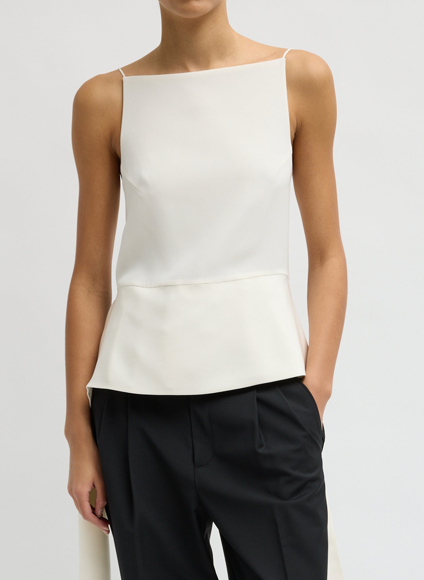 4-Ply Silk Side Drape Cami - Ivory / 00 / W126sl7047
